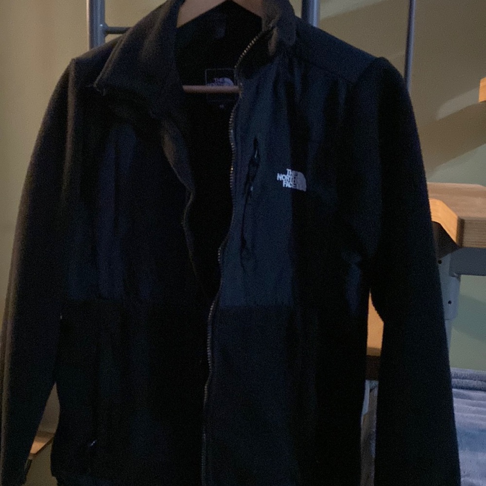 North face black fleece jacket